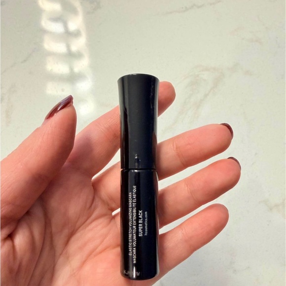 【Brand New】it cosmetics SUPERHERO Mascara in Super black travle size 5ml - Picture 7 of 10